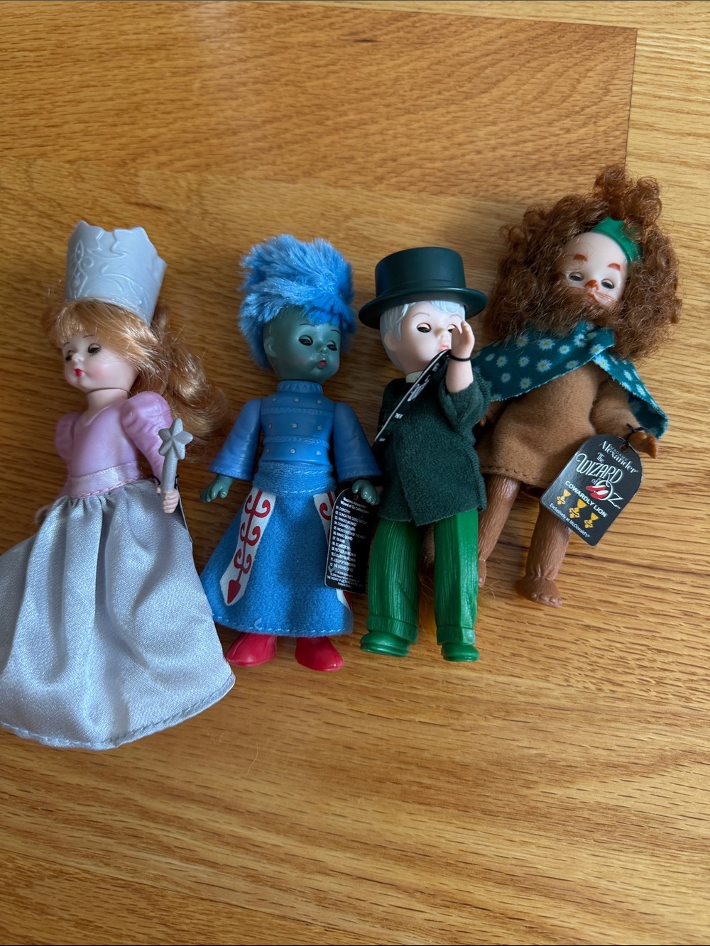 Vintage Wizard of Oz Mini Doll Set – Multi-Color